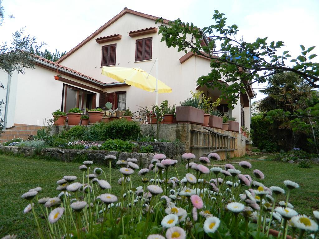Apartments Zara & Jan Brzac Ngoại thất bức ảnh